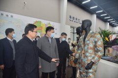市、區(qū)領導一行蒞臨公司調研指導